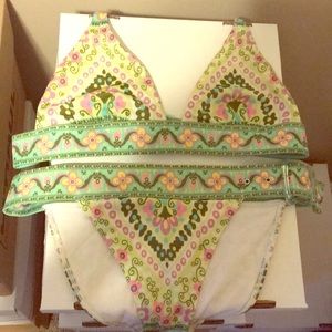 Victoria’s Secret bathing suit size L
